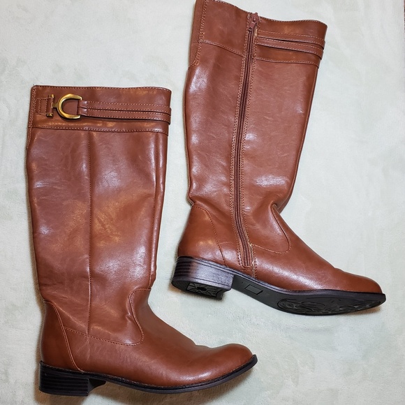 Life Stride Shoes - Life Stride Knee High Brown Leather Boots.